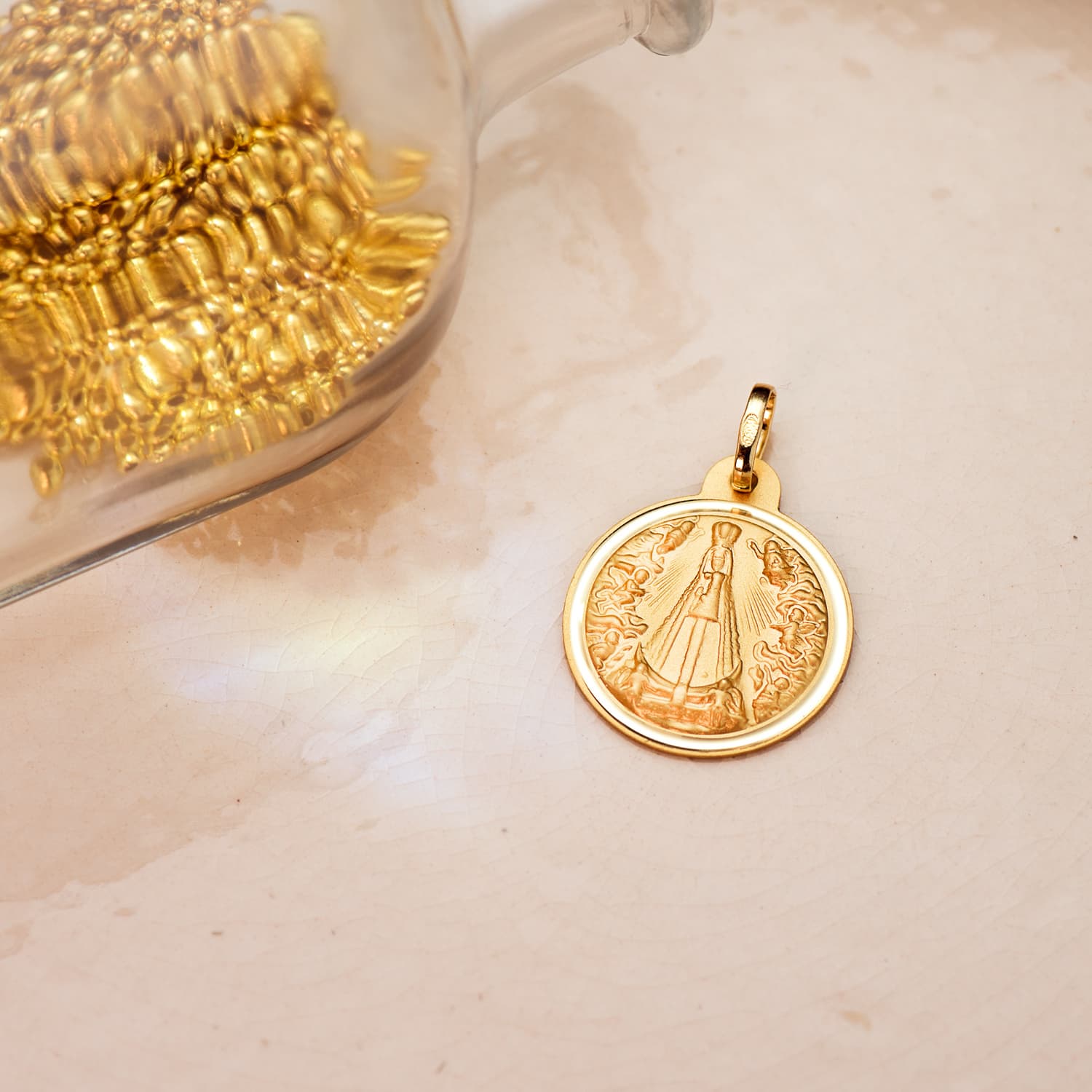 18K Médaille Notre Dame Begoña 20 mm en Or Jaune