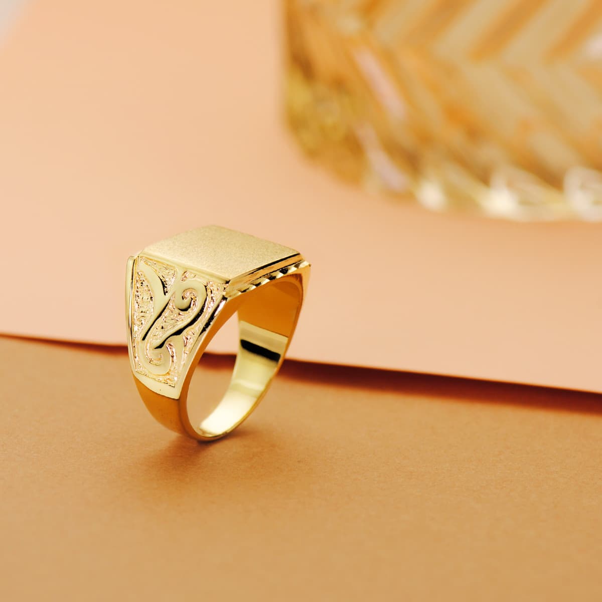 18K Solid Gul Guld Mejslet Firkantet Signet Ring 14X14MM
