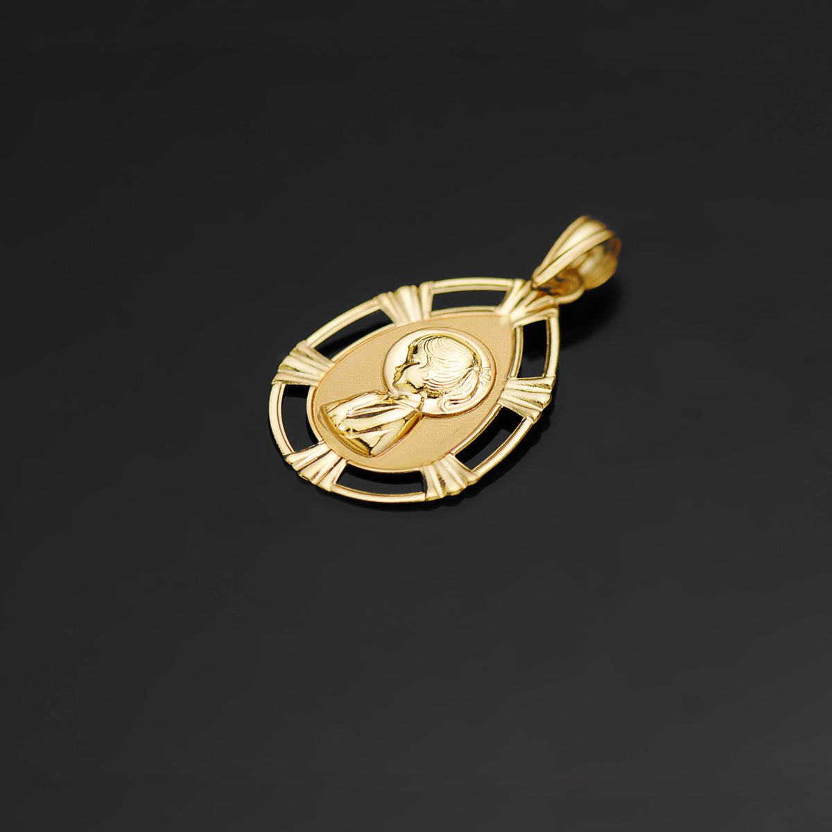 Médaillon en Or Jaune 18K Vierge avec Bordure Ajourée Brillante Forme Goutte 23X15 mm