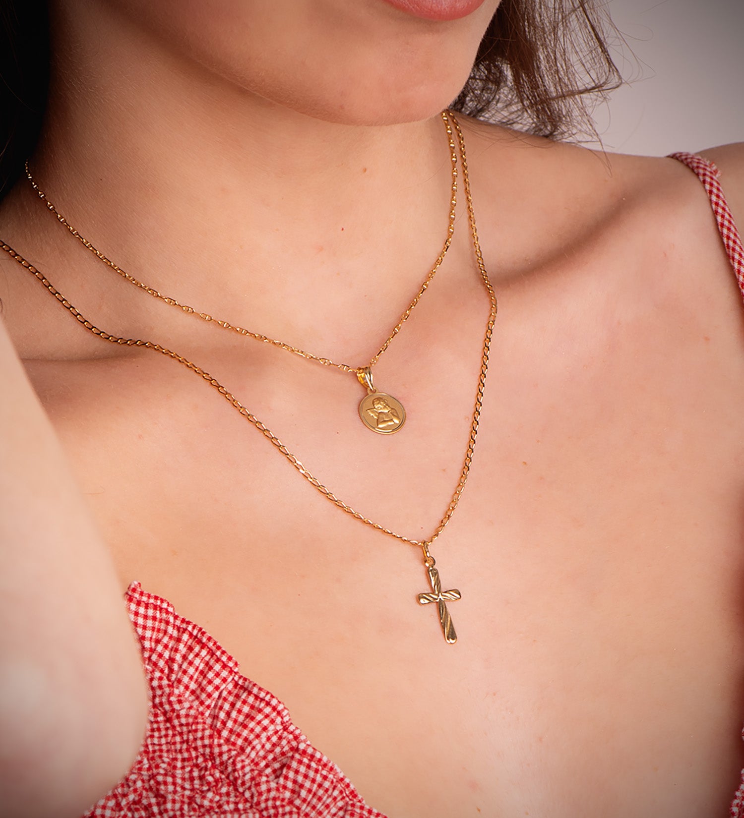 Médaille en Or Jaune 18K Ange Burlon Lunette Sertie 12MM