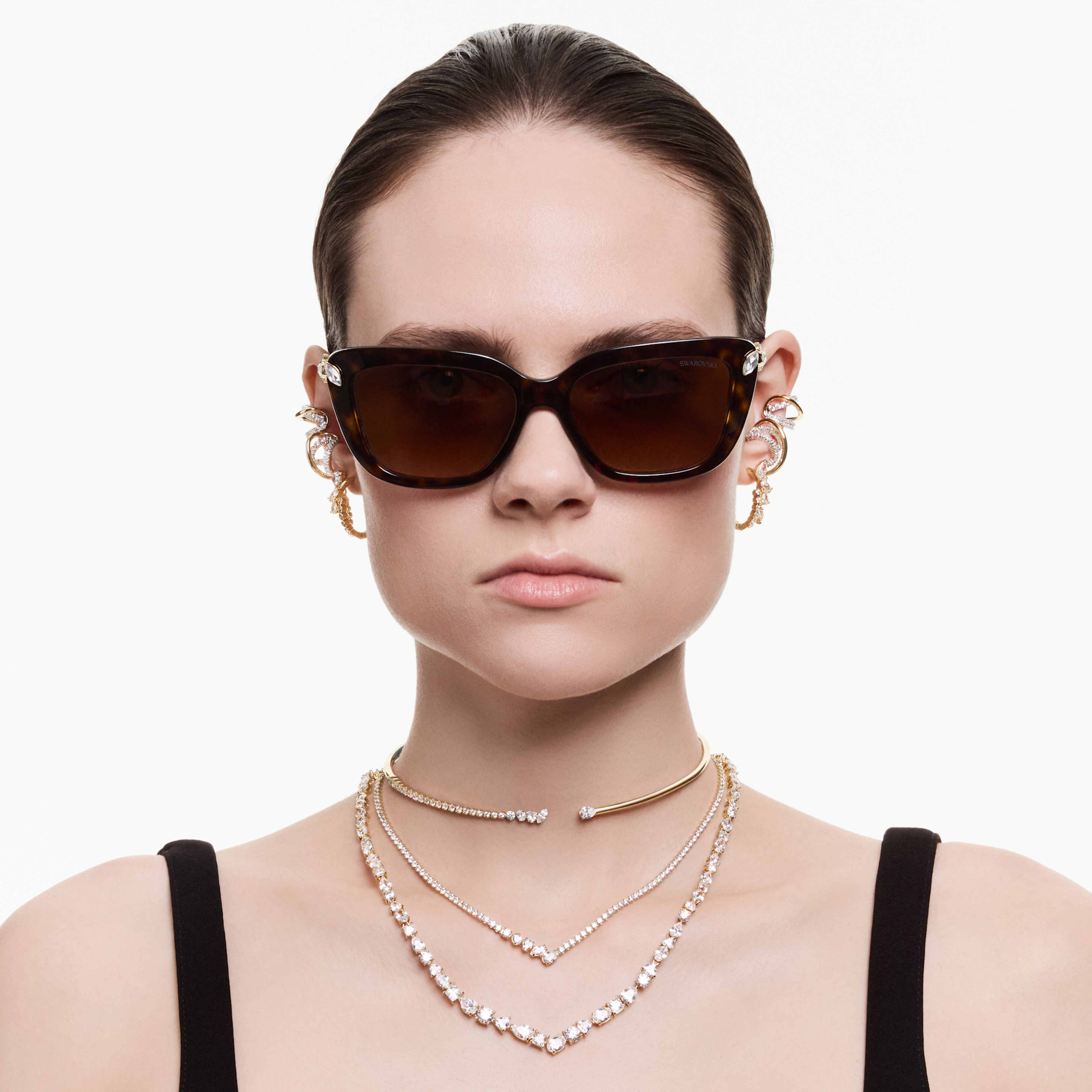 Collana Swarovski - Mesmera Attract - Bianco e Oro (M) su un manichino