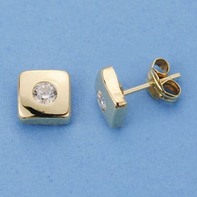 18 Ayar Sarı Altın Kare Küpe 6X6 mm