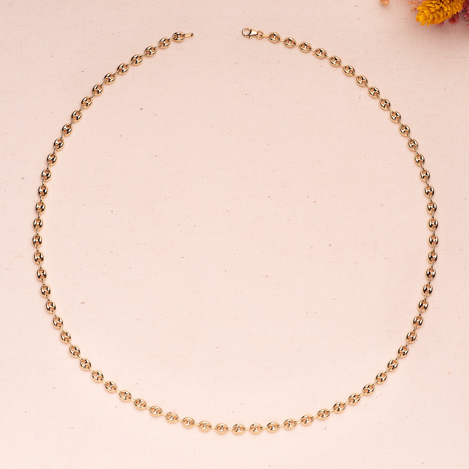 18K पीला सोना खोखली कॉफी बीन चेन की चौड़ाई: 6.5X5MM लंबाई: 60 सेमी