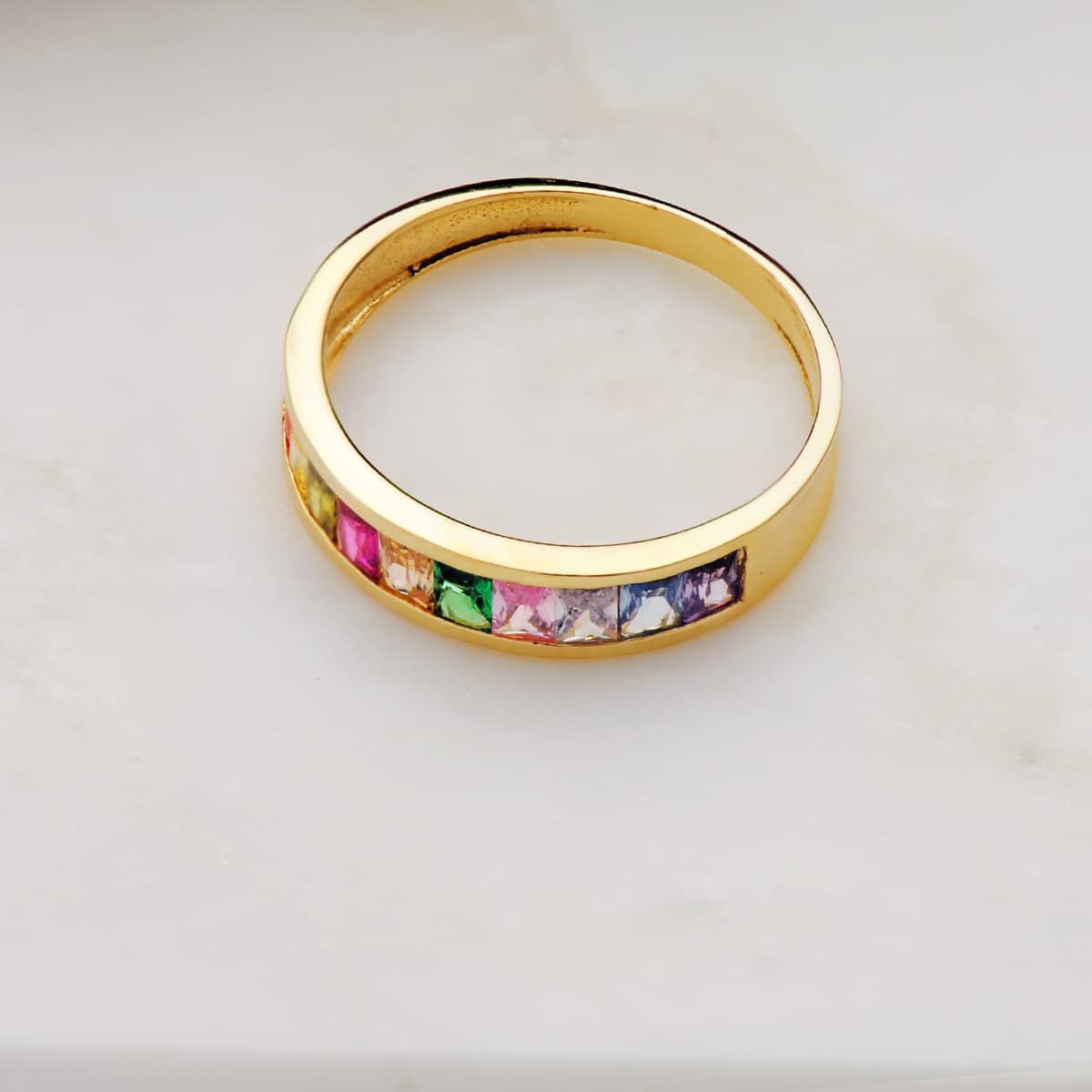 18K Gul Guld Zirkon Ring 4,00 mm