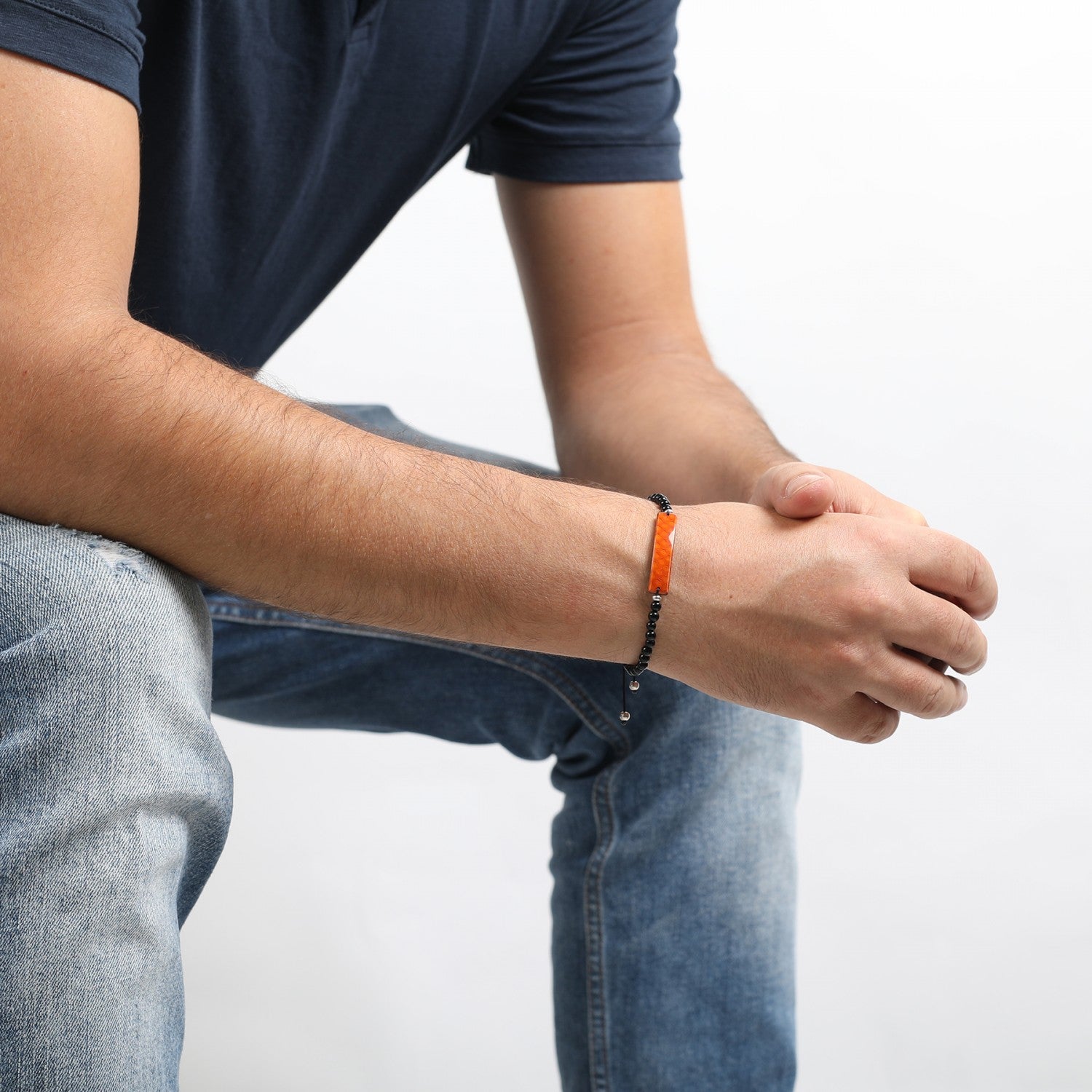 Détail porté coton ciré bracelet orange 13--31651 Nature Bijoux