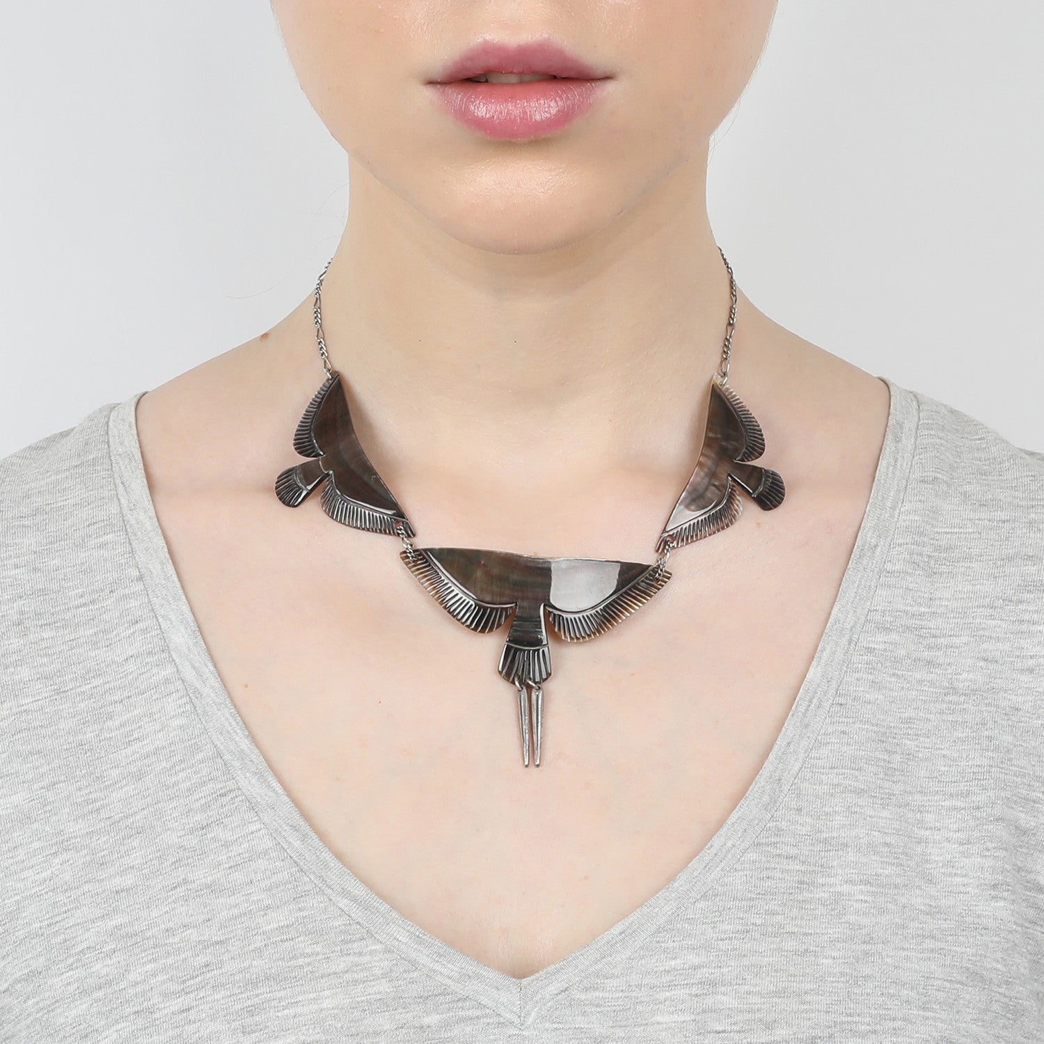 Détail nacre noire 15--41220 Nature Bijoux