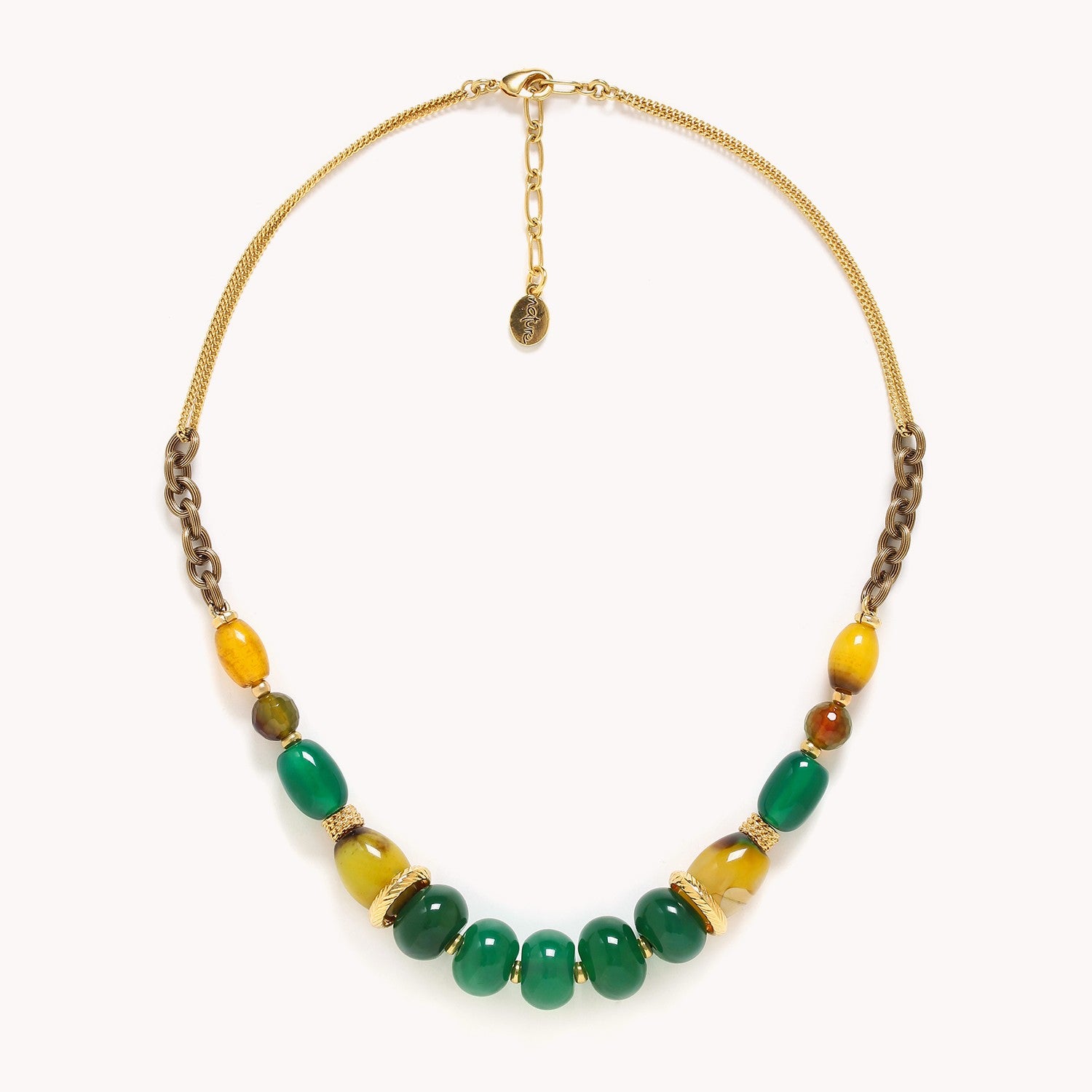 Détail pierre verte nature 15CP42941 Nature Bijoux