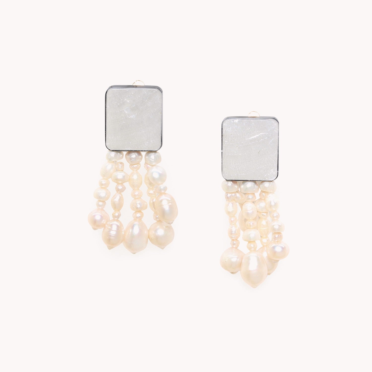 Détail cascade perles clips 11CP79380 Nature Bijoux