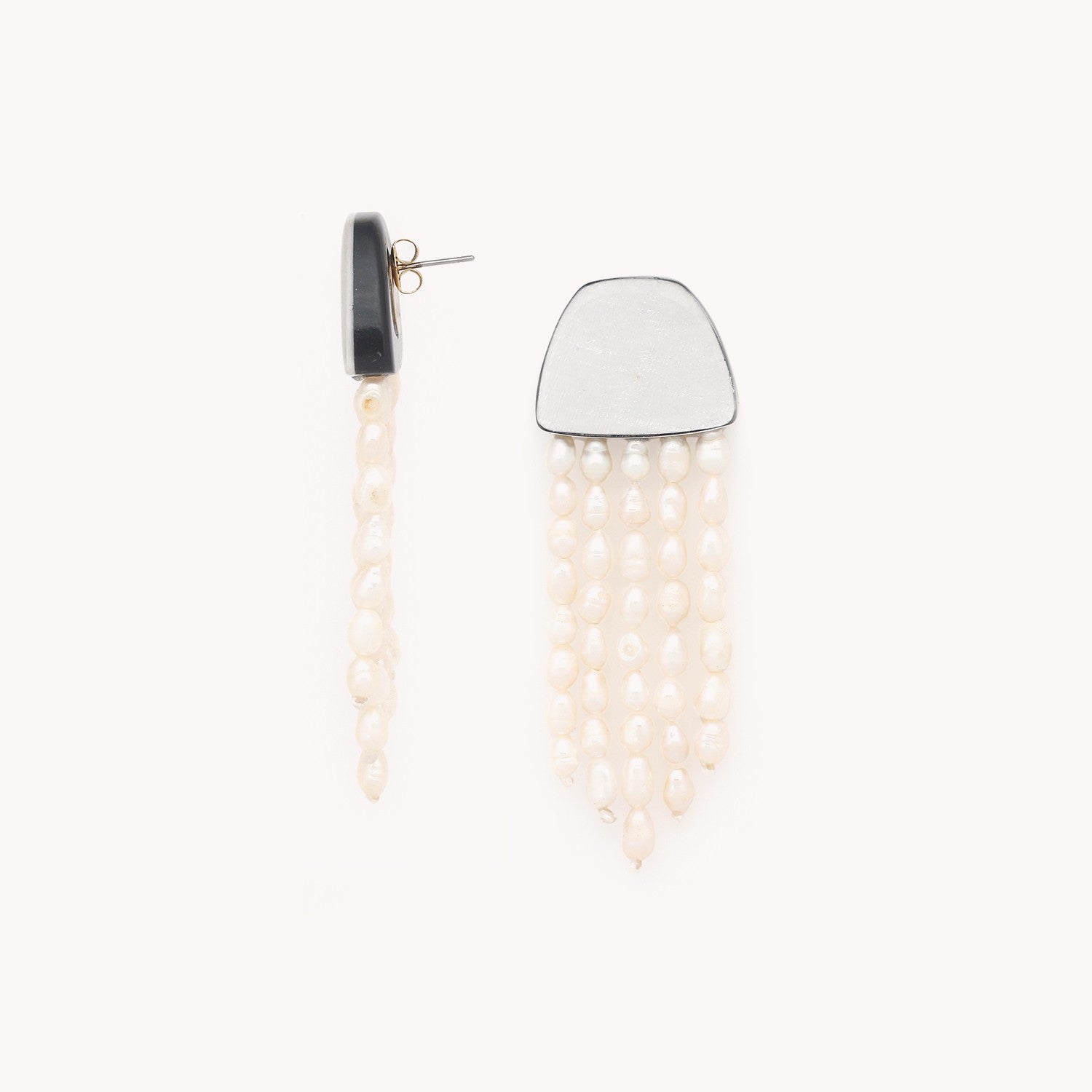 Détail perles 5 rangs poussoir 12CP79388 Nature Bijoux