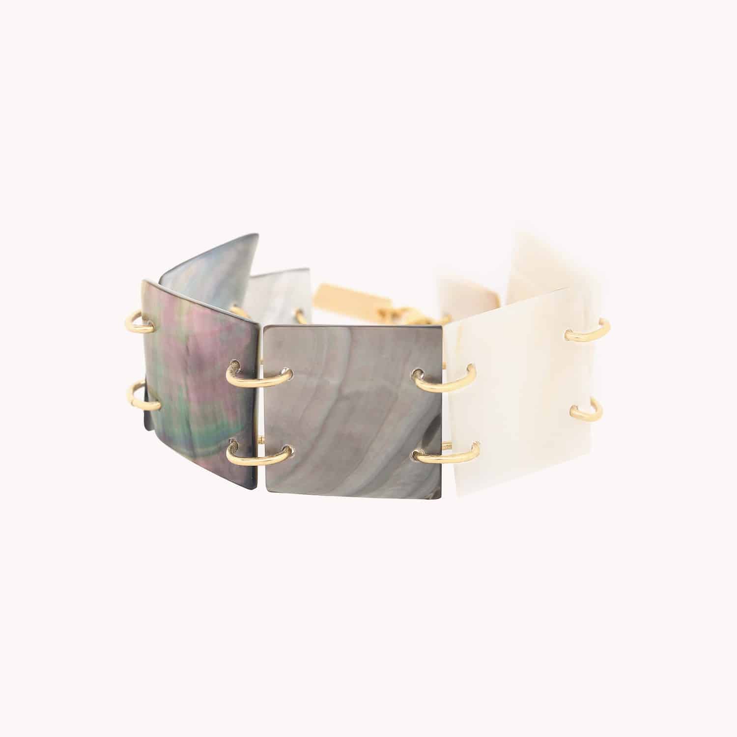 Bracelet Capablanca grands carrés nacre perlière laiton 13--44011 Nature Bijoux