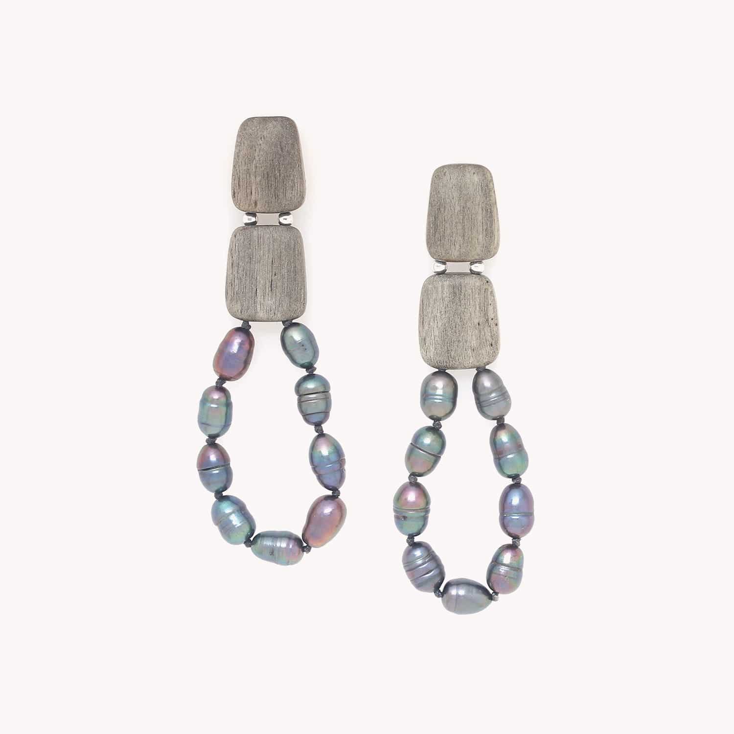 Boucles d'oreille Pebble Beach en ébène gris et perles de culture 12--90372 Nature Bijoux