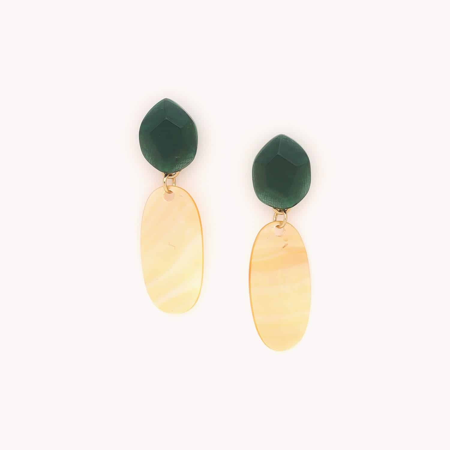 Boucles d'oreille Izmir nacre dorée laiton 12--90466 Nature Bijoux