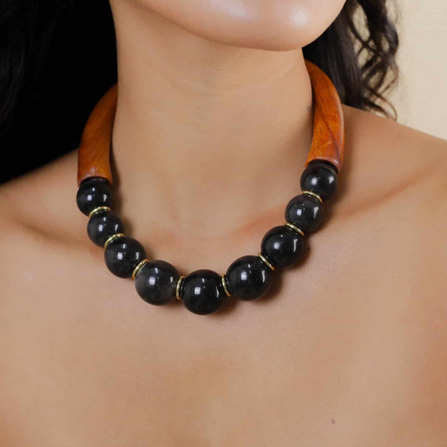 Détail corne et bois bayong 15--43770 Nature Bijoux