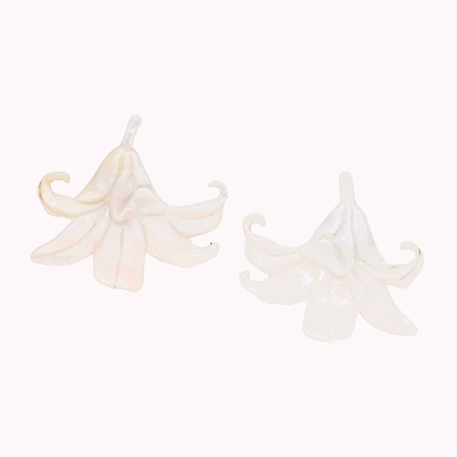 Boucles d'oreilles Nature Bijoux Lis Blanc nacre perlière 11--90664