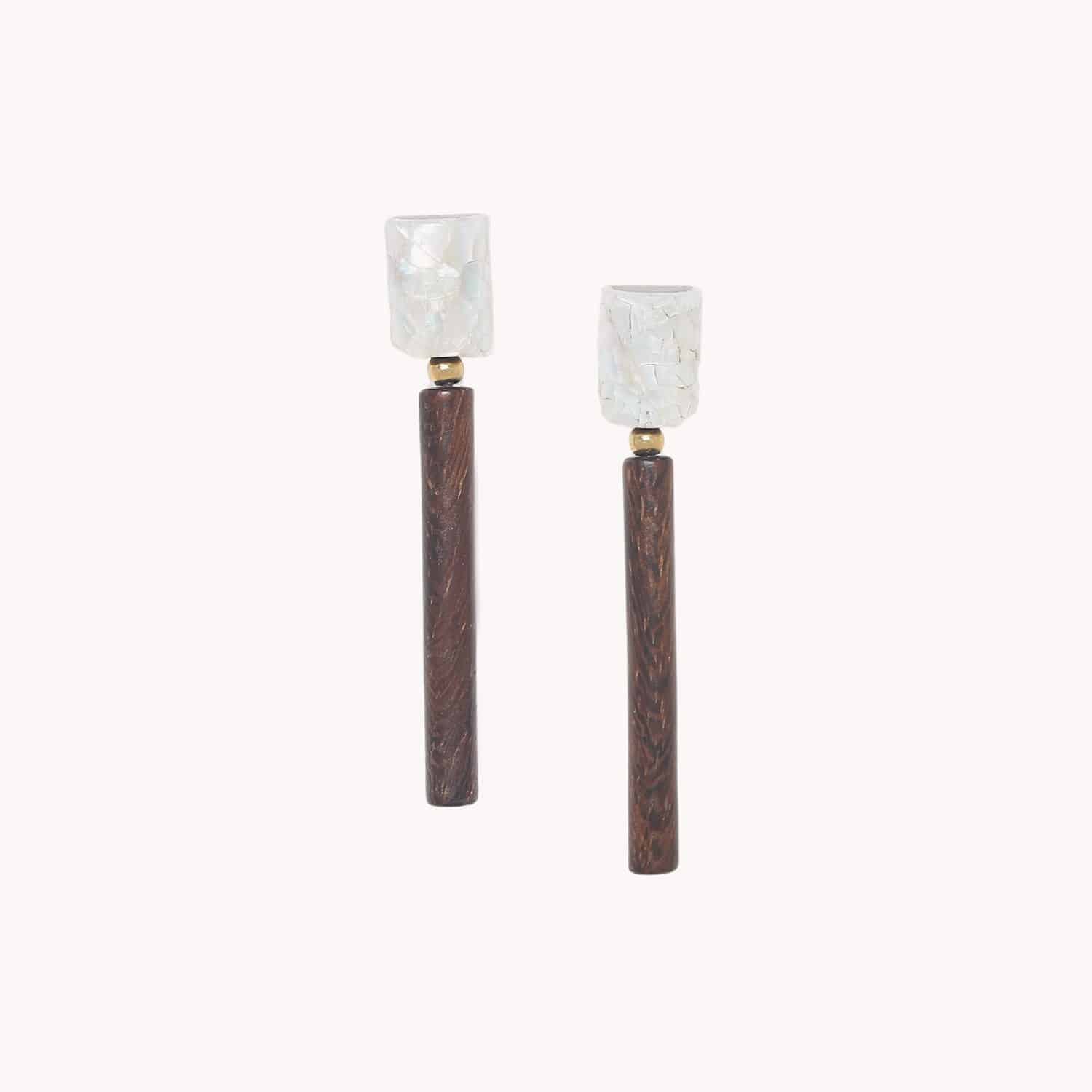 Boucles d'oreilles Okawa bois de Roblès nacre blanche 12--90595 Nature Bijoux