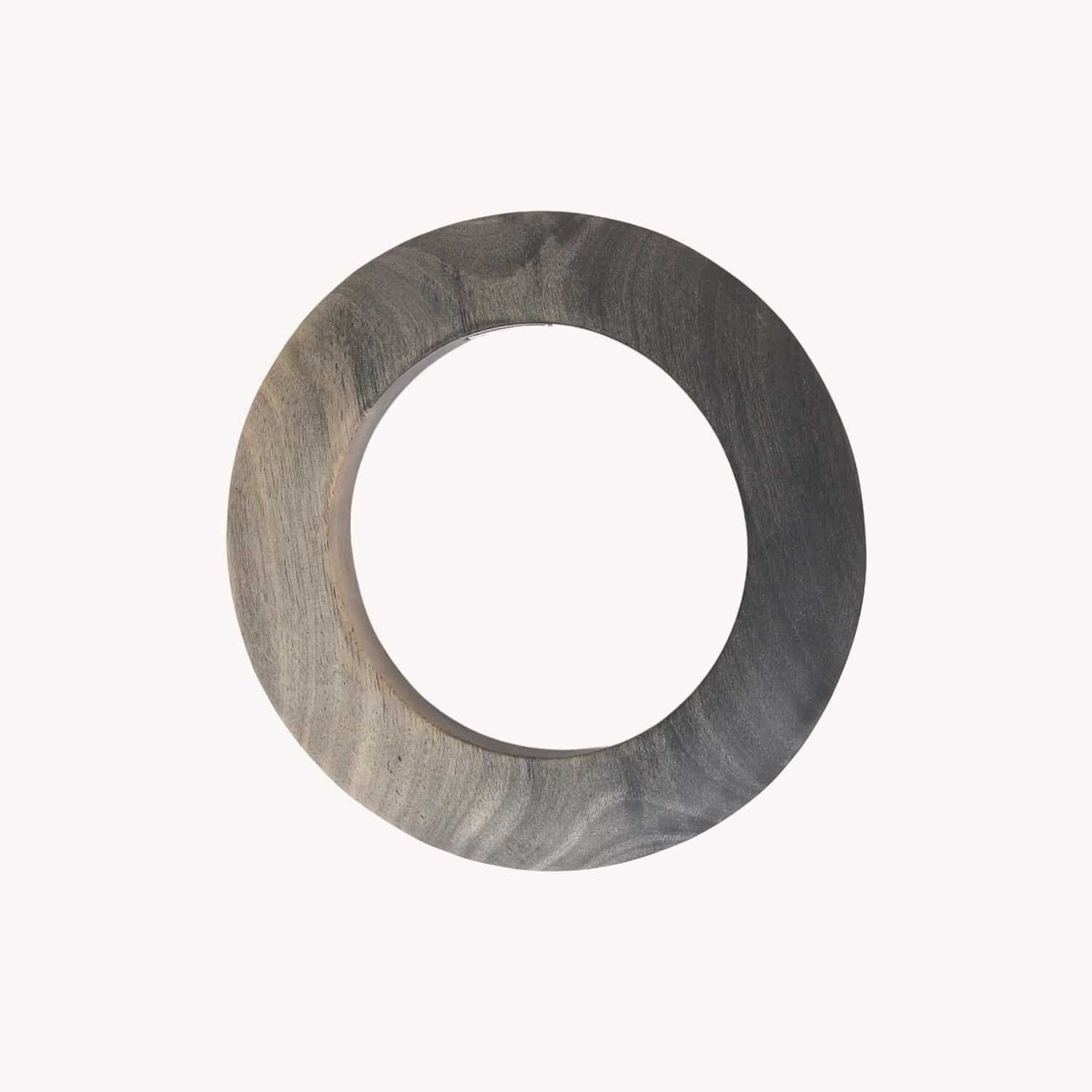 Détail jonc rigide ébène gris 13--44461 Nature Bijoux
