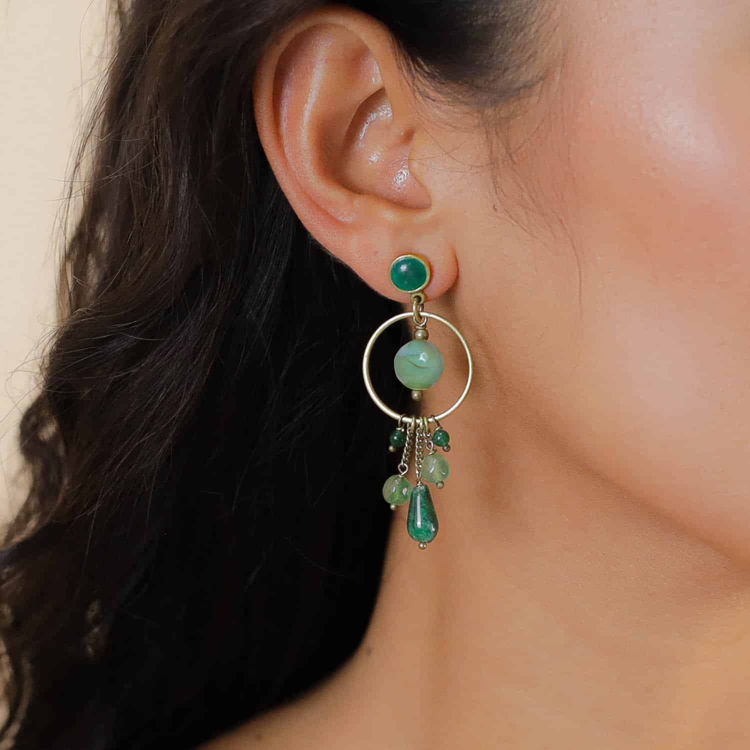 Boucles d'oreilles poussoir détail jade 12CP79066 Nature Bijoux