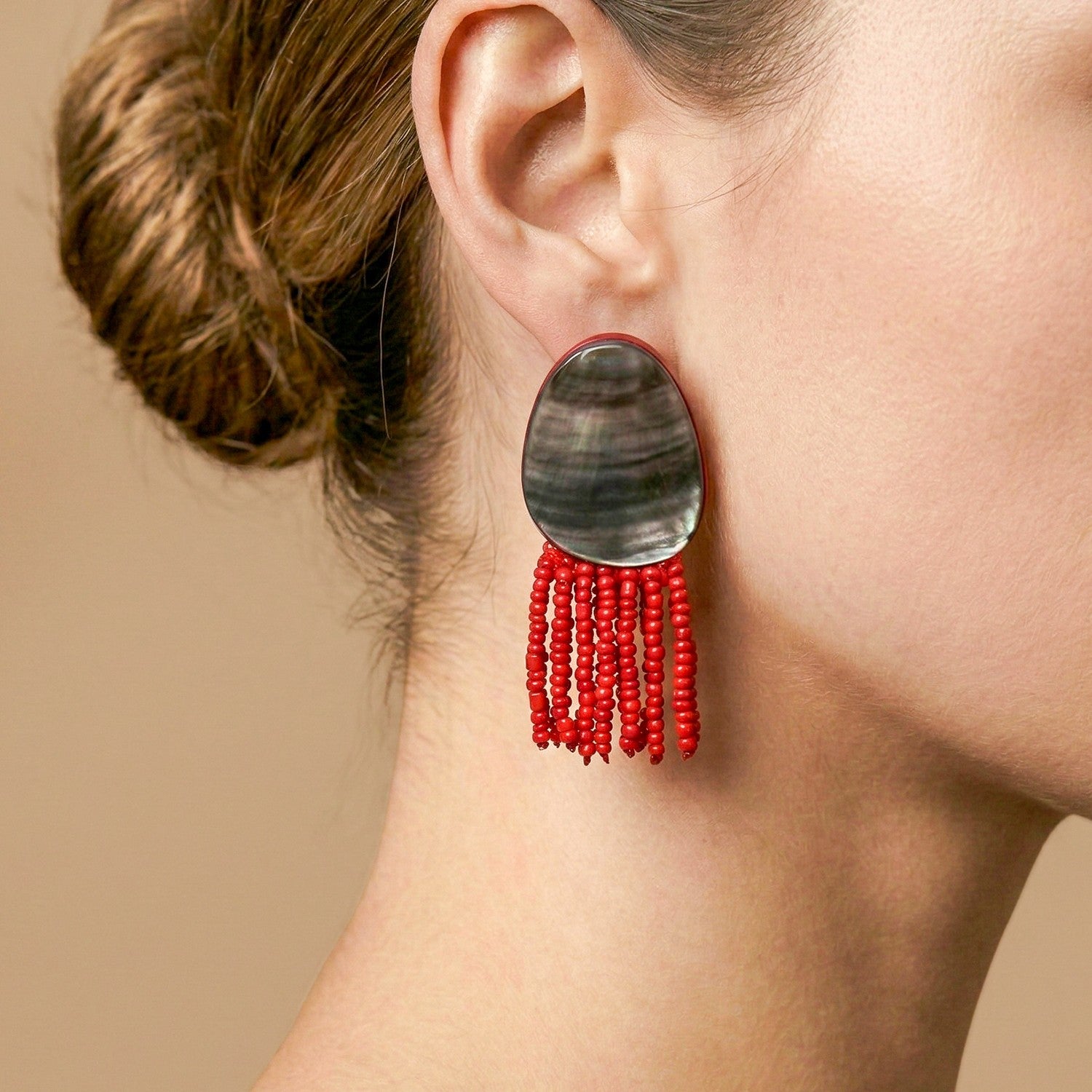 Boucles d'oreilles Sumida portée pampilles rouges Nature Bijoux 11--90681