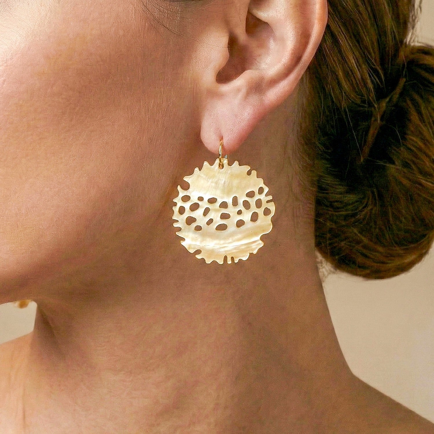 Boucles d'oreilles dormeuses rondes 12--90763 Nature Bijoux
