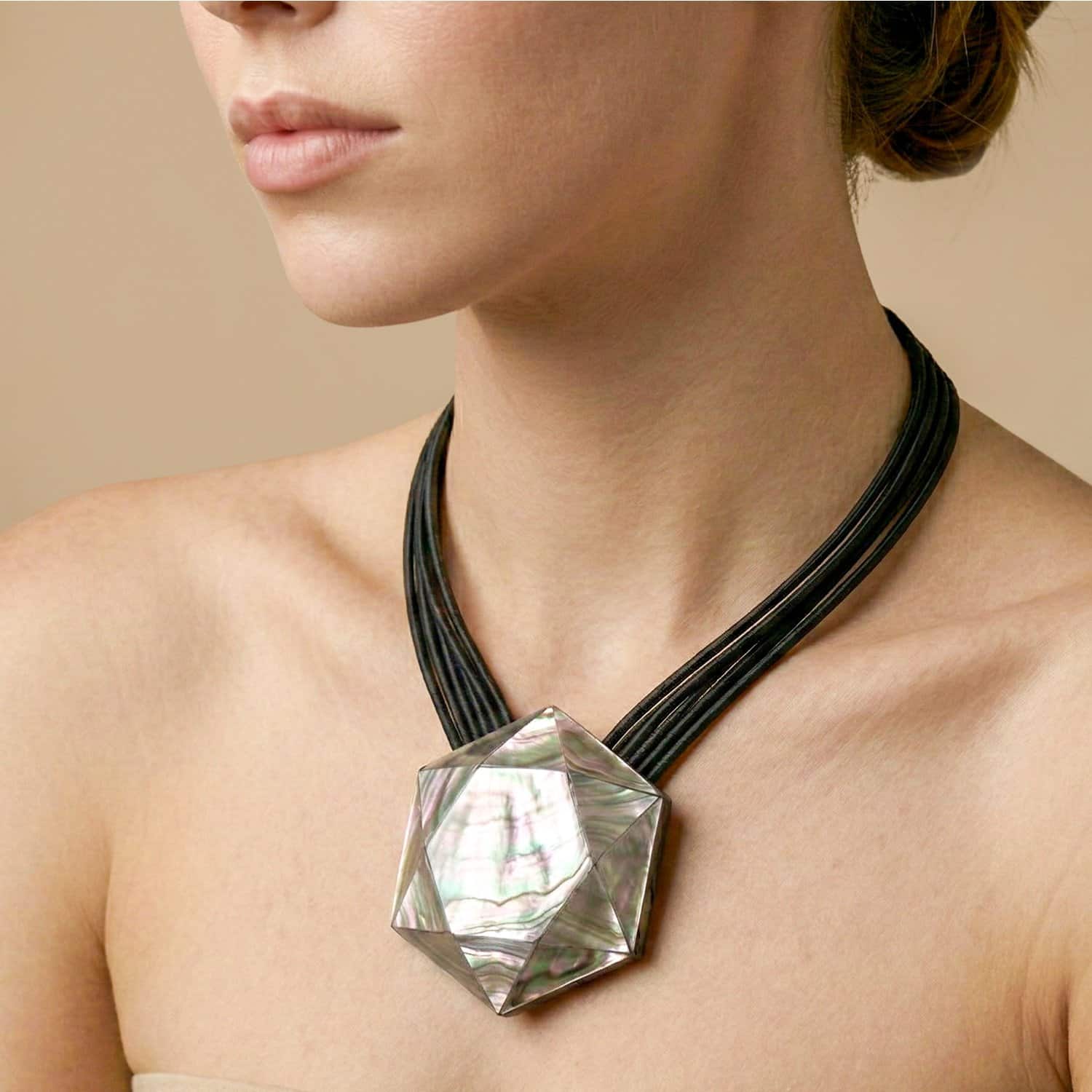 Collier porté nacre sandow 15--43891 Nature Bijoux