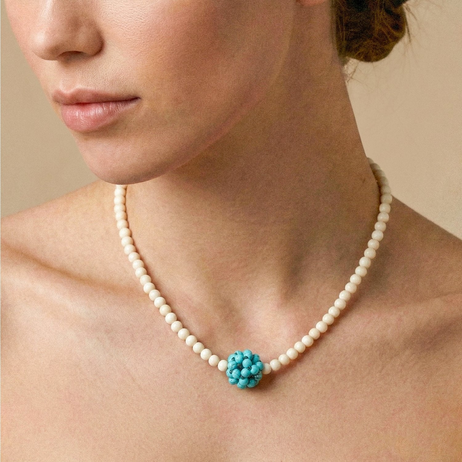 Détail boule tissée en howlite 15--43962 Nature Bijoux