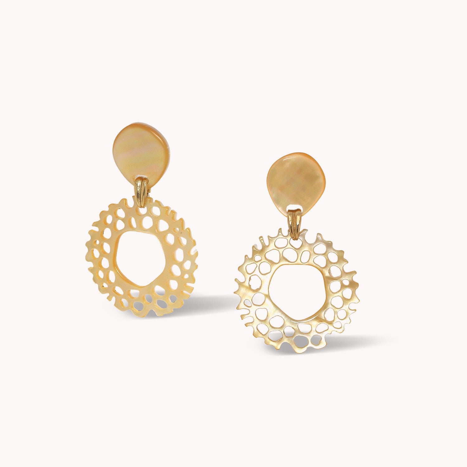 Boucles d'oreille Corallium nacre dorée 12--90764 Nature Bijoux