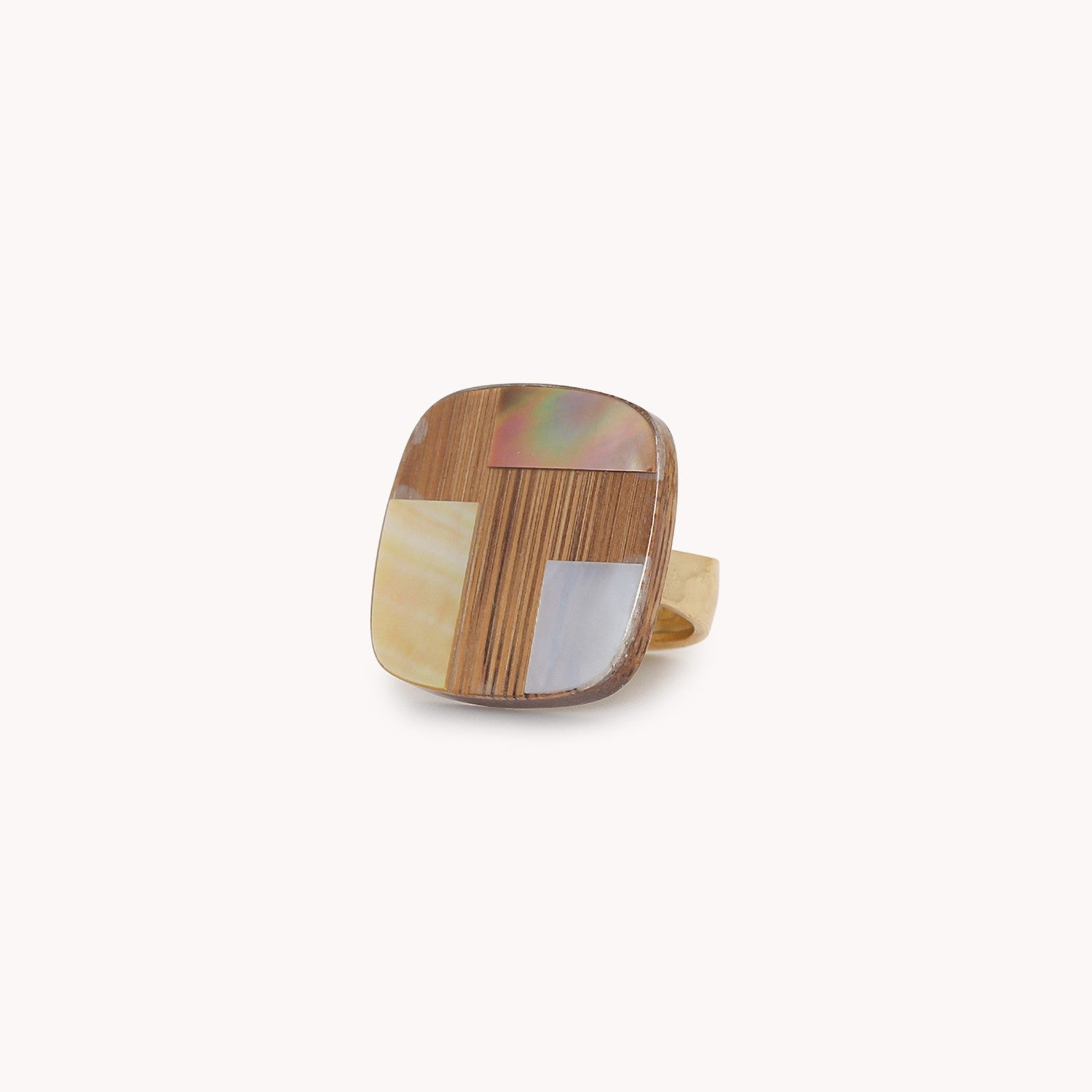 Bague Kamakura ajustable carré grand modèle bambou nacre perlière 19--27090 Nature Bijoux