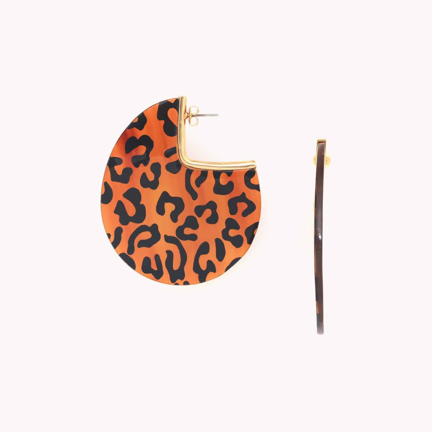 Boucles d'oreilles Jaguar corne et laiton doré 12--90445 Nature Bijoux