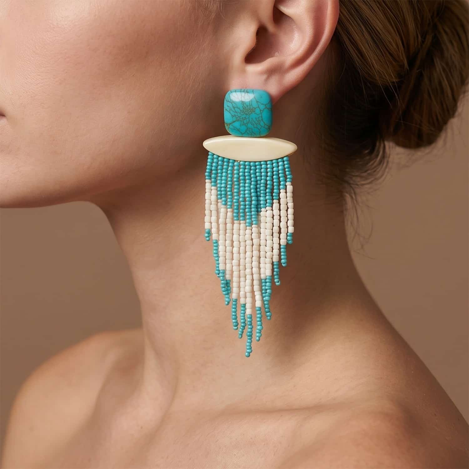 Détail matière poussoir bleu et blanc 12--90810 Nature Bijoux