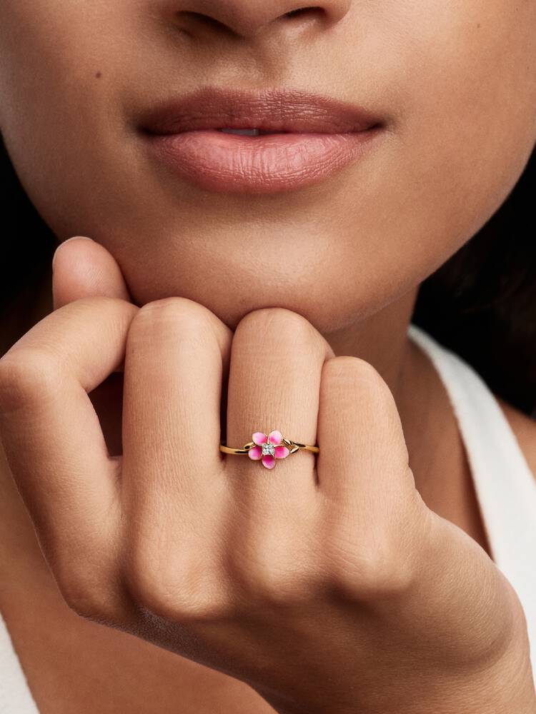 Prsten Pandora - Disney Moana Golden Plumeria Flower | 163844C01