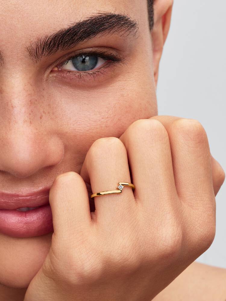 Anello placcato oro 14k con zirconi chiari