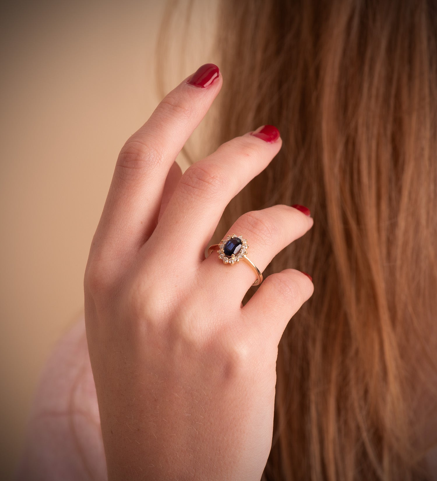 18K gult gull ring Safir 7X5 mm 0,98 Ct diamanter 0,300 Ct VS2-G 11,5X9,5 mm