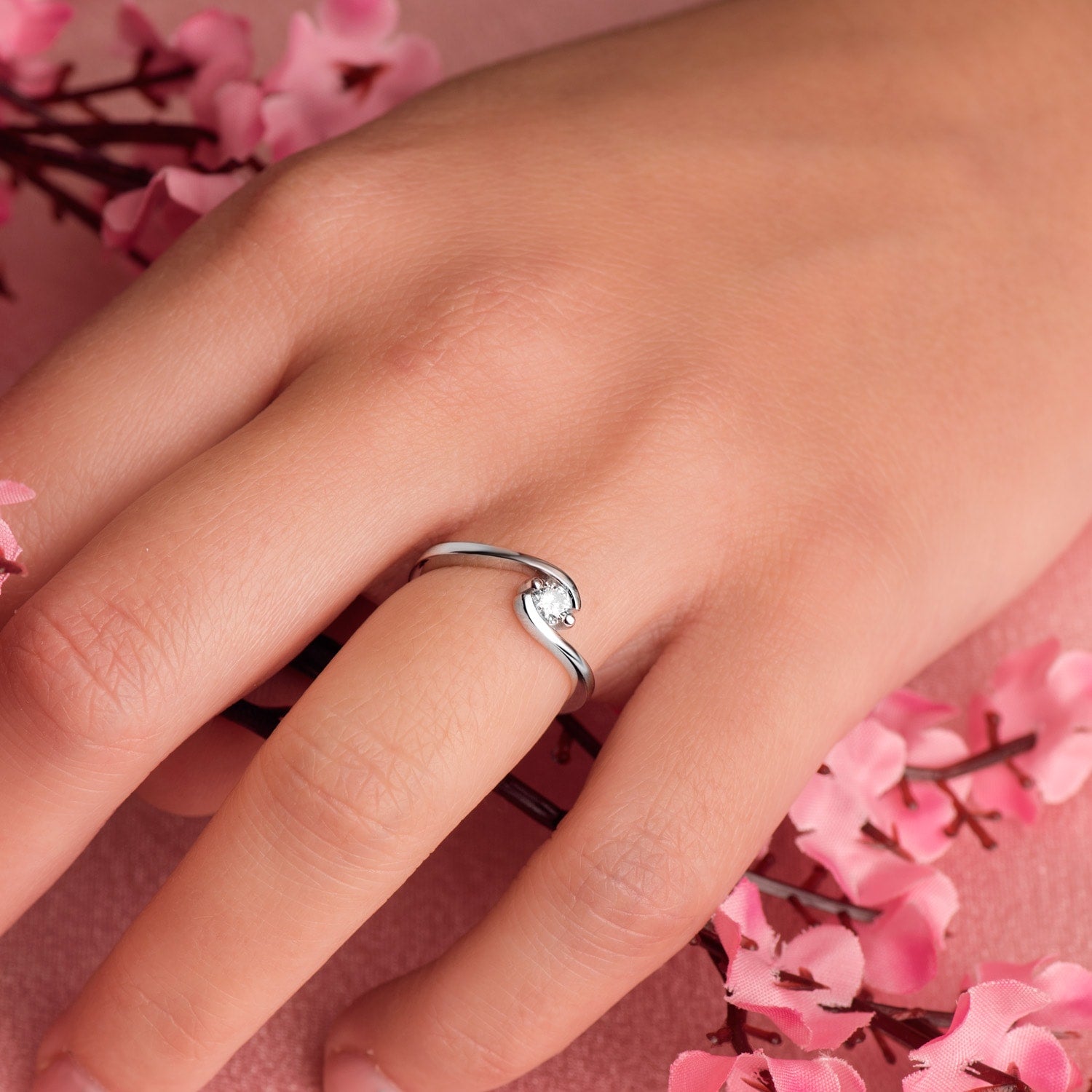 18K 天然ダイヤモンド ホワイト ゴールド ソリティア 0.20 カラット
