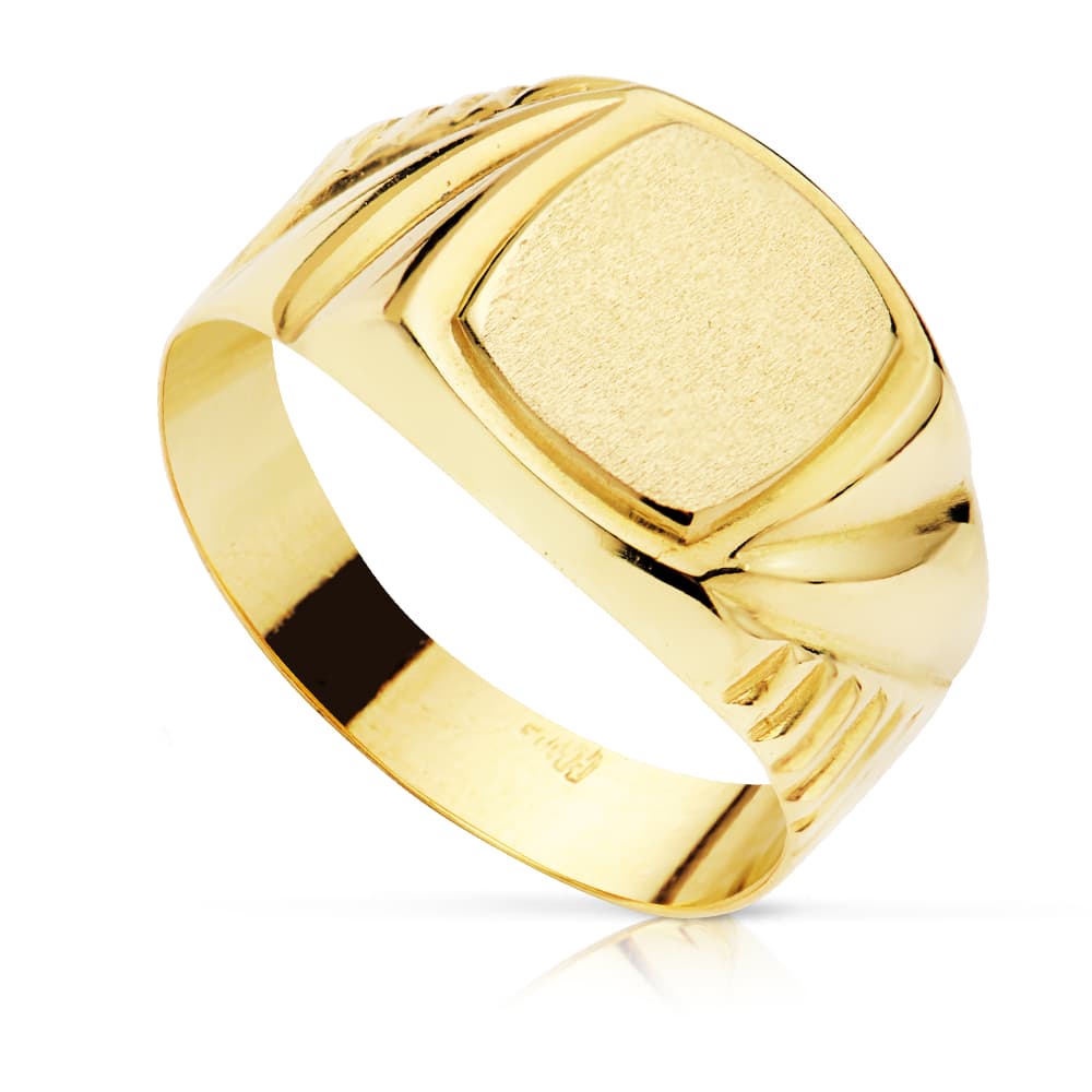Caballero en Oro Amarillo de 18K Cadete Grabado Hueco Zona Tallada 8 x 7 mm