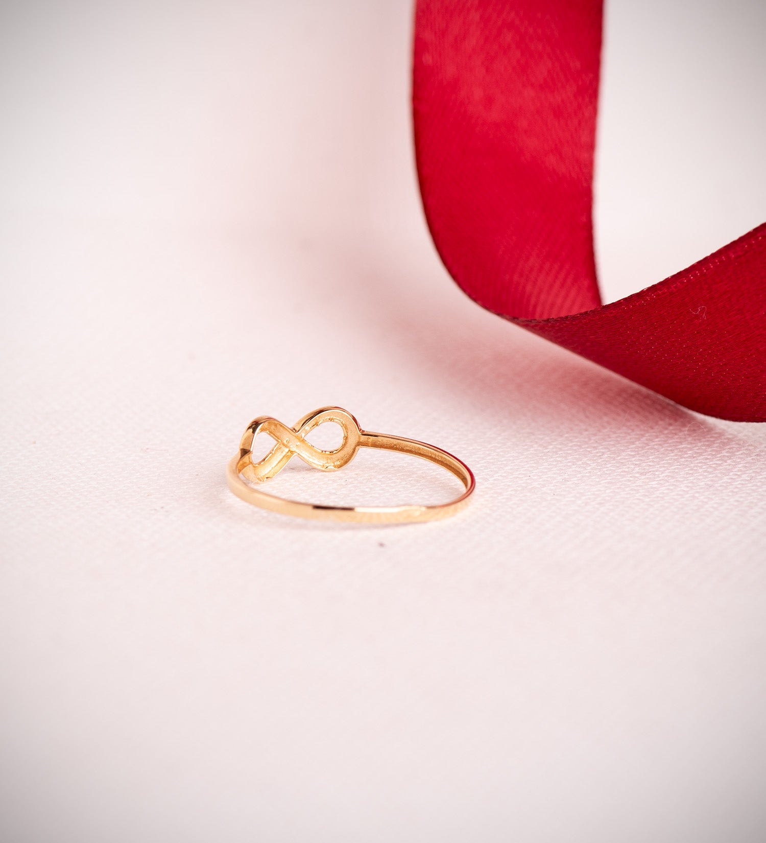 18K Yellow Gold Plain Openwork Infinity Ring 11X5 mm