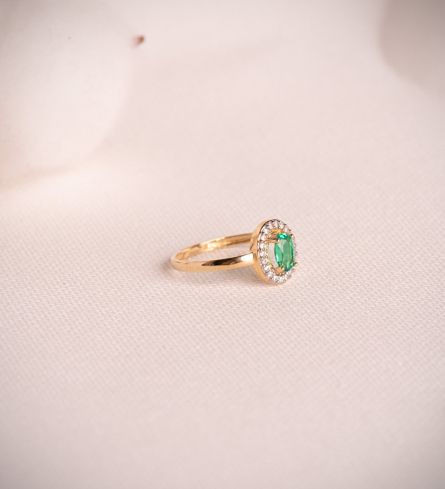 Emerald Ring 18K Yellow Gold 6X4 mm 049 Qts Width 8 X 6 mm