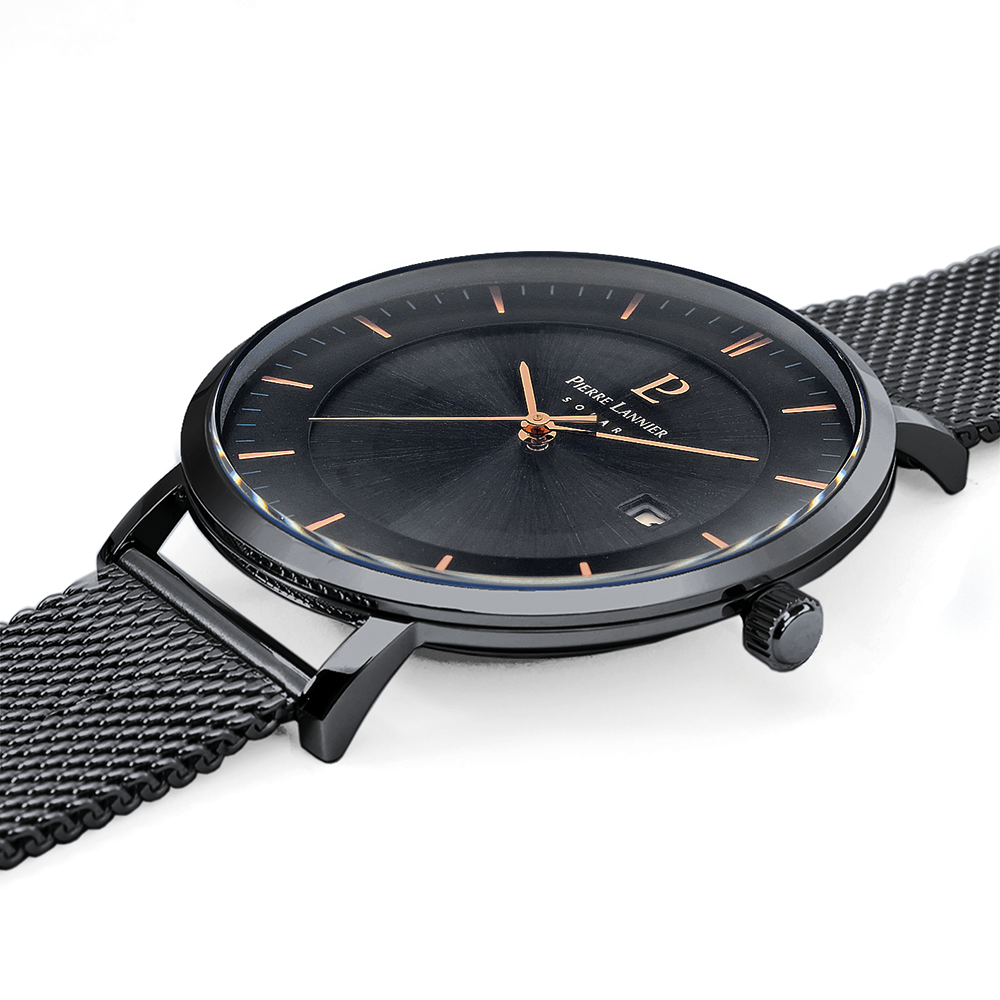 Zwarte sunray wijzerplaat, roségouden wijzers, tijdloze bezel Pierre Lannier 209G439