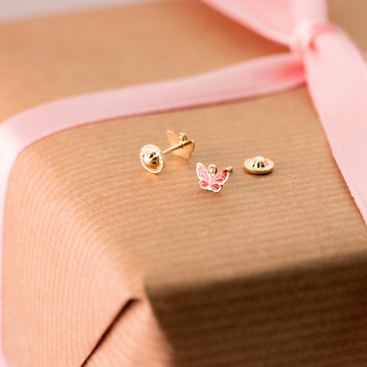 18K Boucles d'oreilles Or Jaune Papillons Émaillé avec Zircon 6 X 4 mm