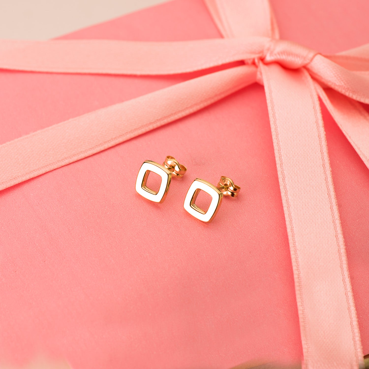 18K Square Earrings 8X8. Stroller Clasp