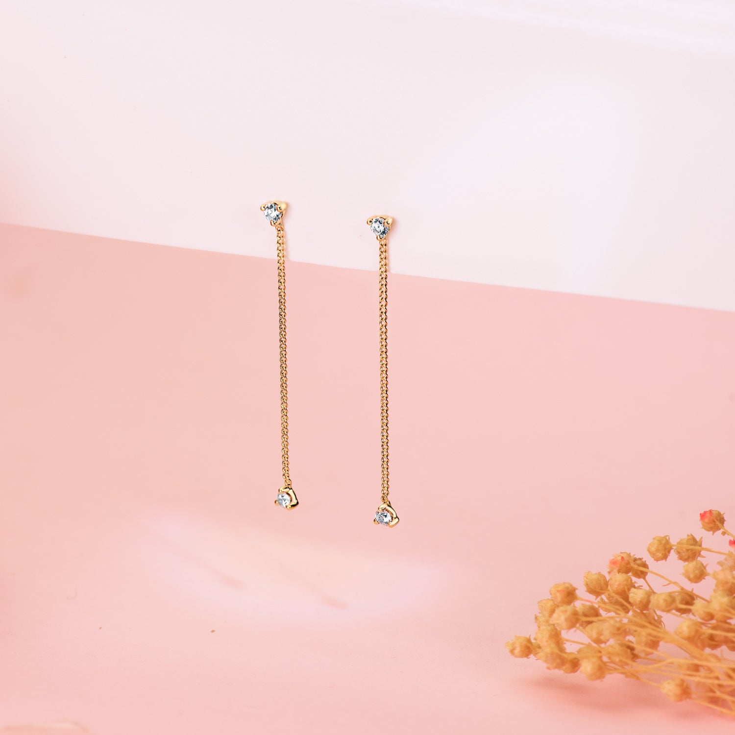 18K Boucles d'oreilles Longues avec Chaîne et Zircons 42 Mm. Fermoir Poussettes
