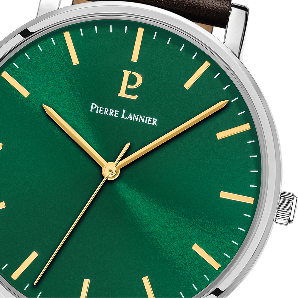 قرص أشعة الشمس باللون الأخضر، عقارب ذهبية، إطار فضي Pierre Lannier 217G174