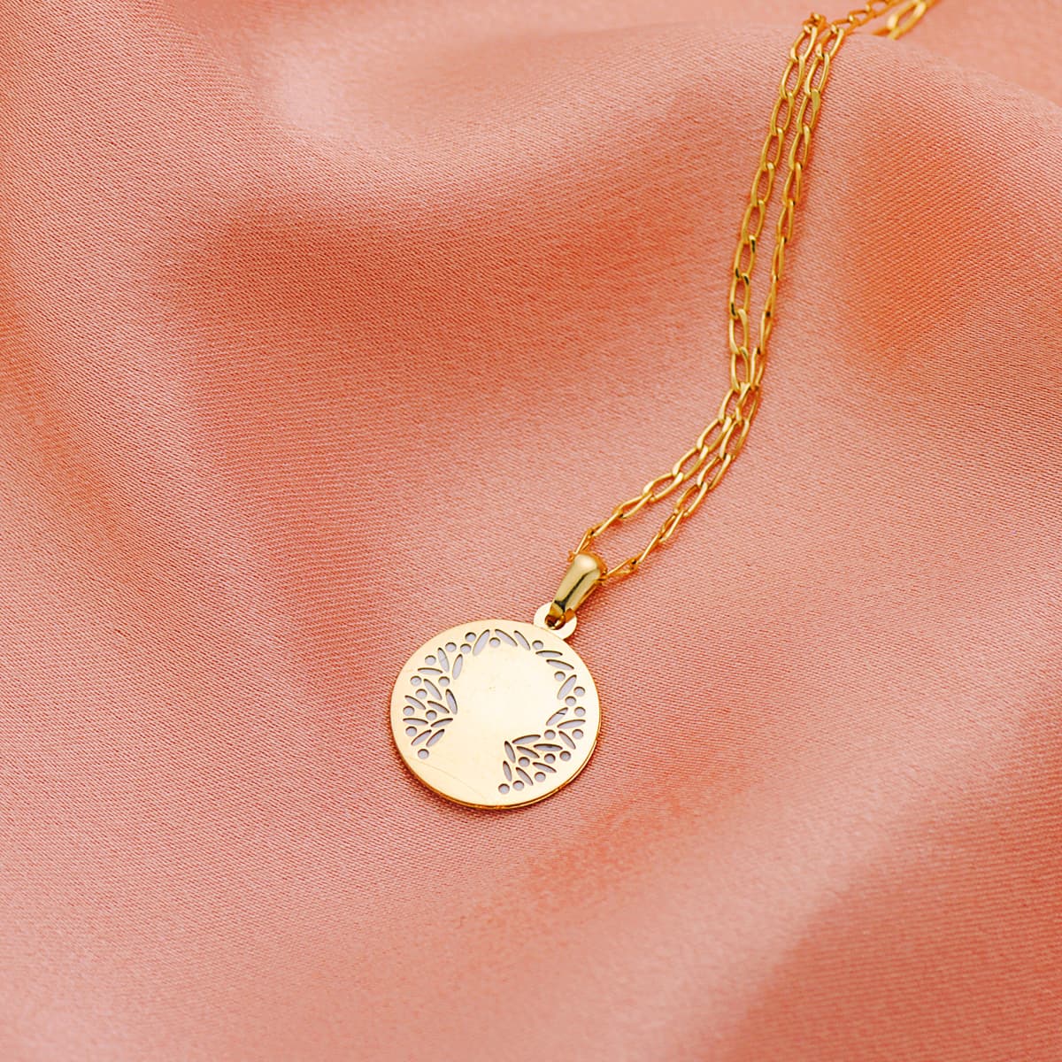 18K Médaille Ronde avec Nacre Vierge Enfant. 15 mm