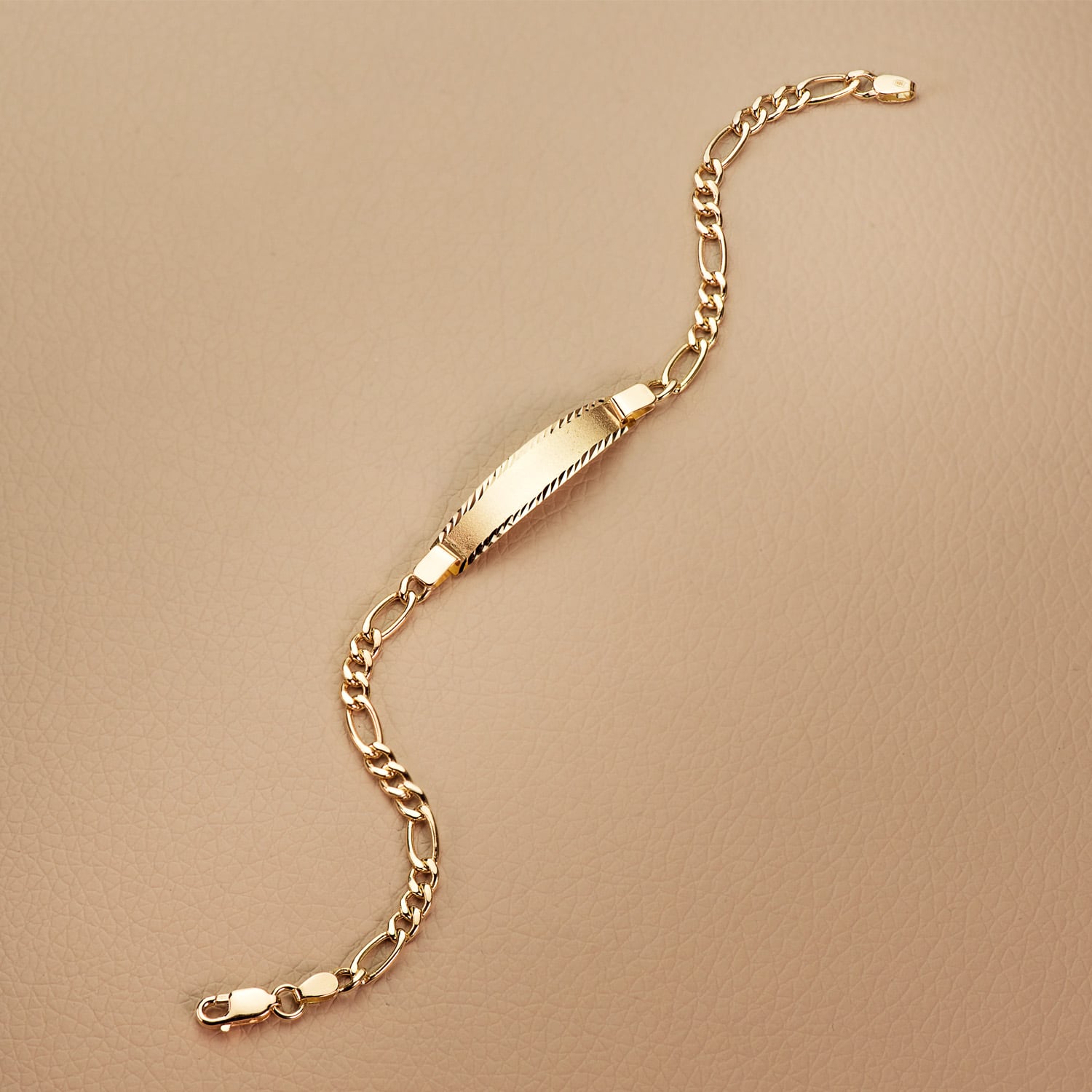 18K gult guld Curb Kedja Längd 18 Cm Bredd 4 mm