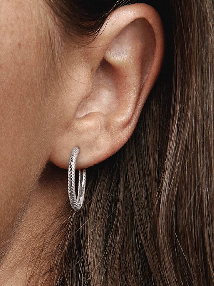 Náušnice Pandora - Kruhové náušnice v Charms | 299532C00