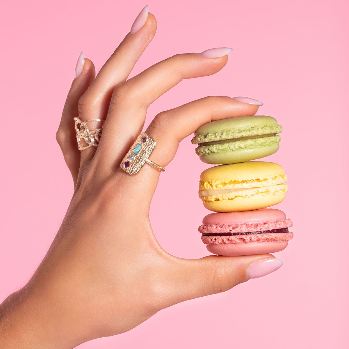Anillo Leora bañado en oro – Ana & Cha – ver 2