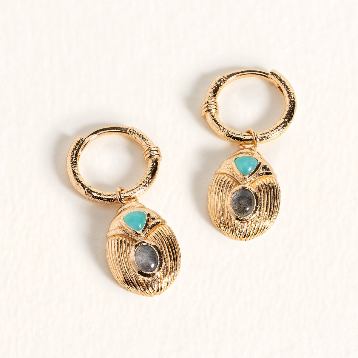 Orecchini a cerchio Betty placcati in oro – Ana & Cha