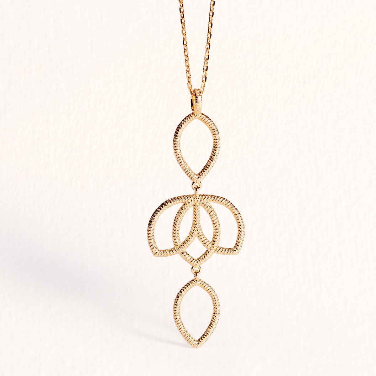 Alma ketting in verguld – Ana & Cha