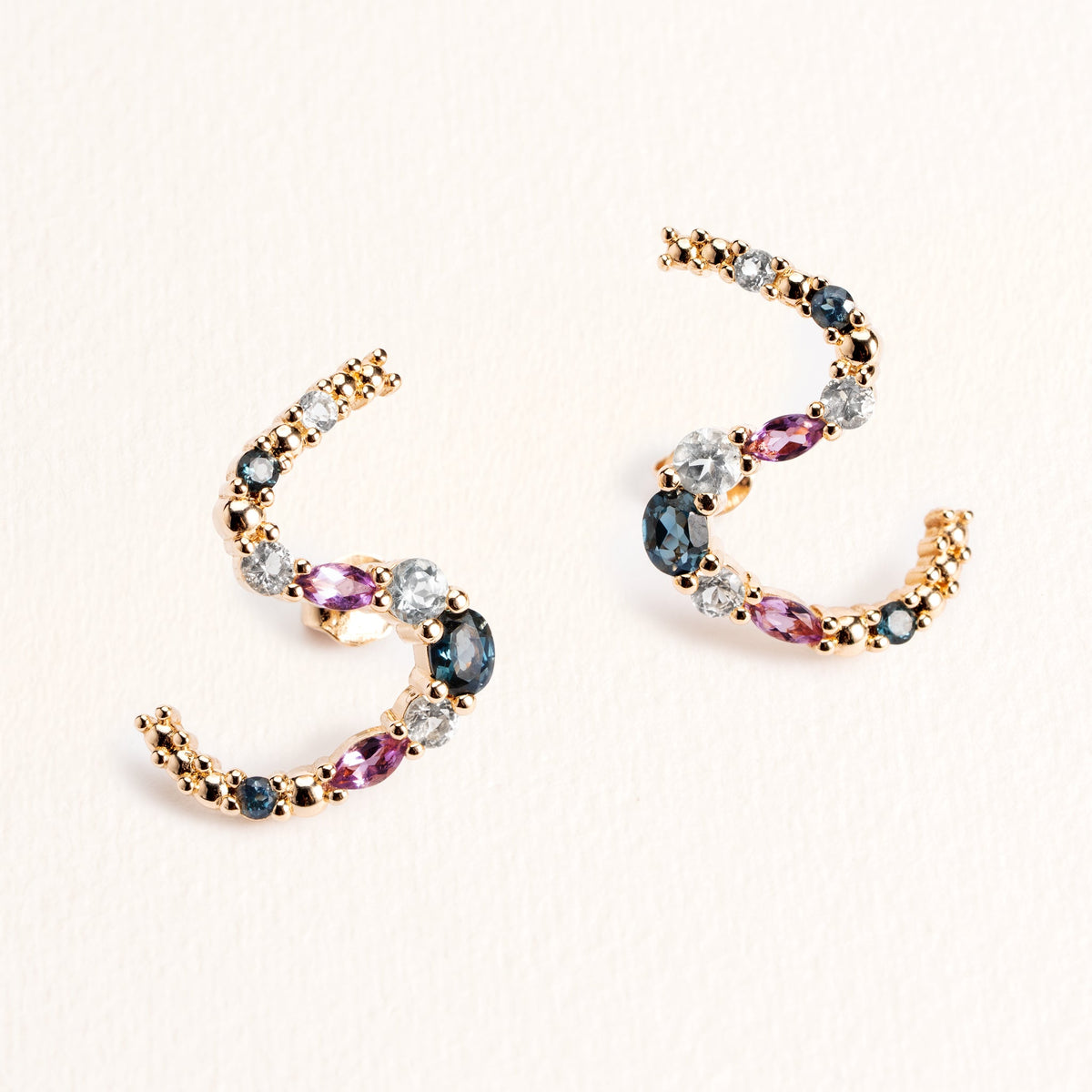 Boucles d'oreilles Elsa en plaqué or – Ana & Cha