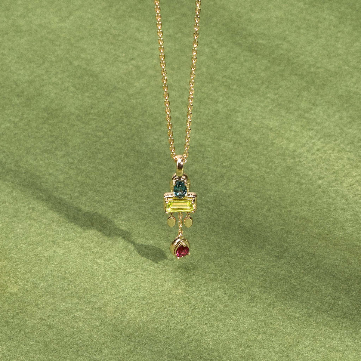 Collier Sienna en plaqué or – Ana & Cha – vue 3