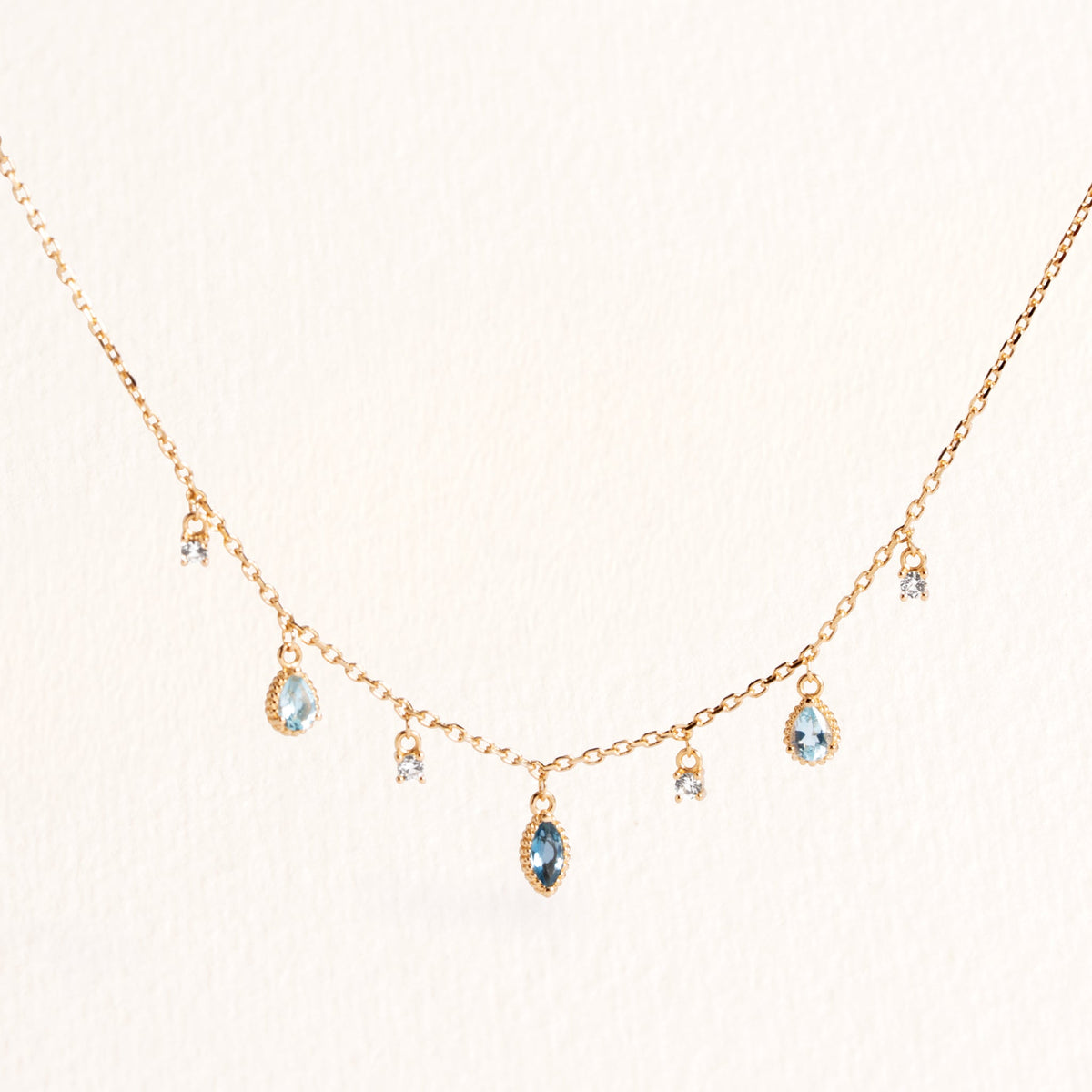 Collier Mira topazes en plaqué or – Ana & Cha
